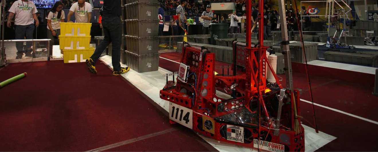 Simbot SideSwipe competing in 2015